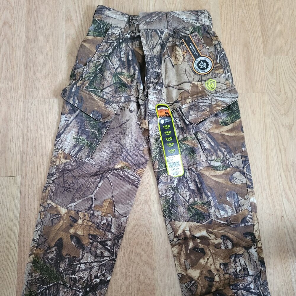 NWT Game Winner hunting boys pants